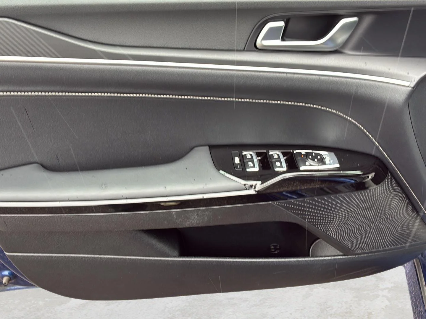Used 2025 Yacht Blue Kia GT-Line image 23