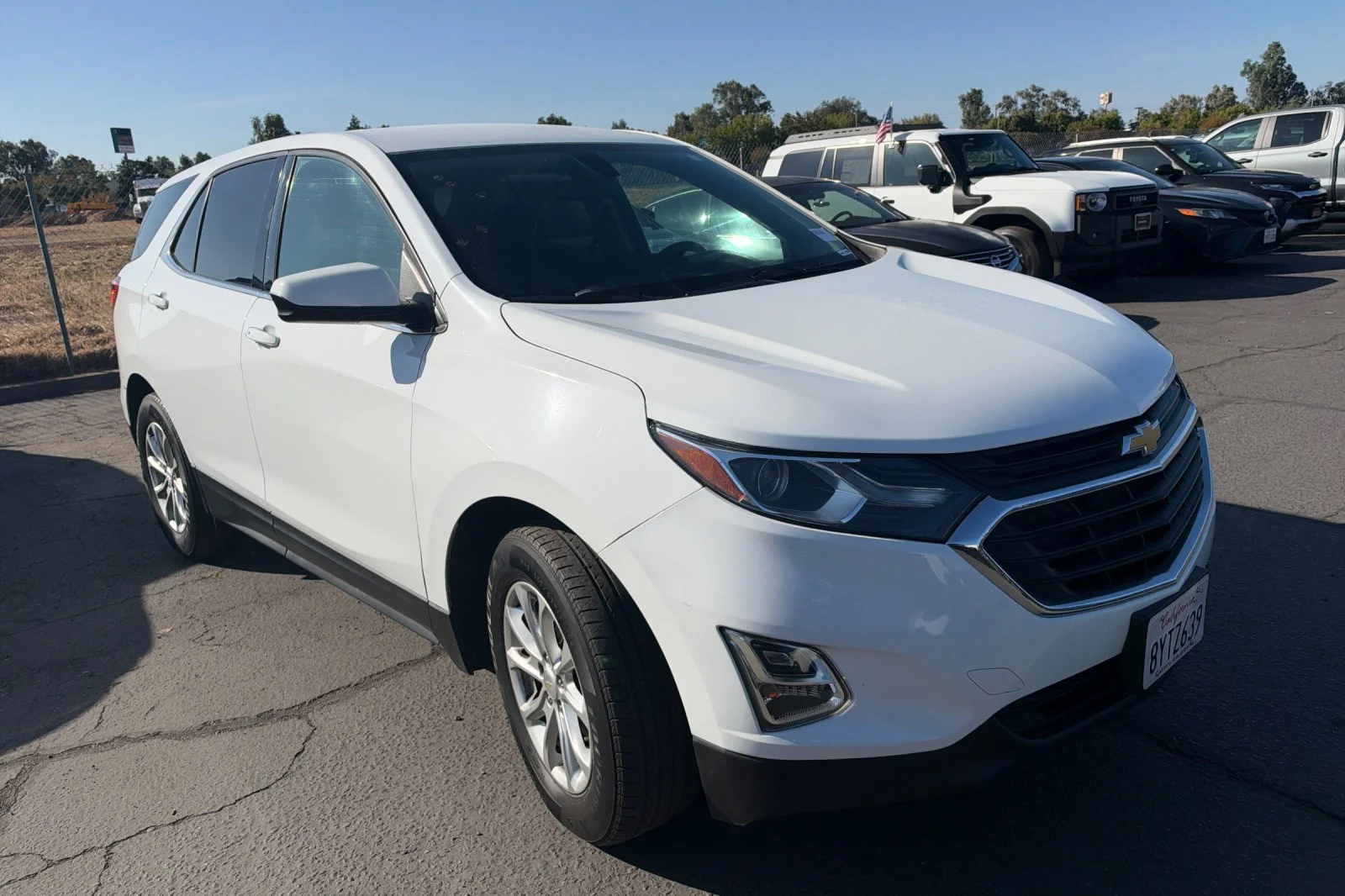 Used 2019 SUMMIT WHITE Chevrolet LT image 2