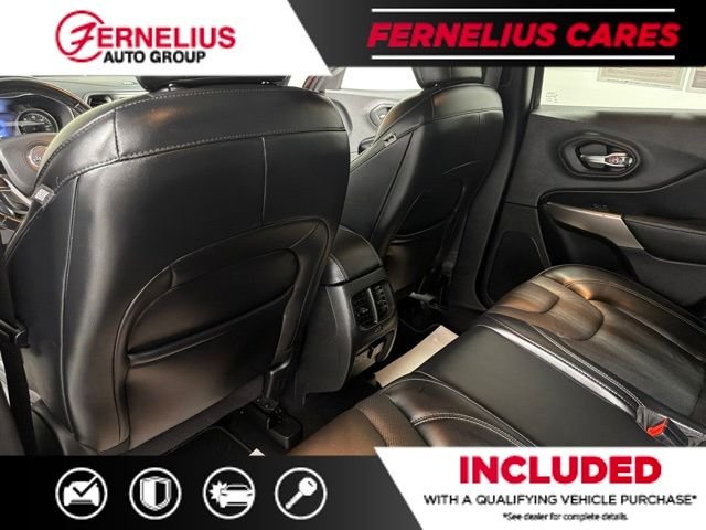 Used 2021 Red Jeep Latitude Lux image 28