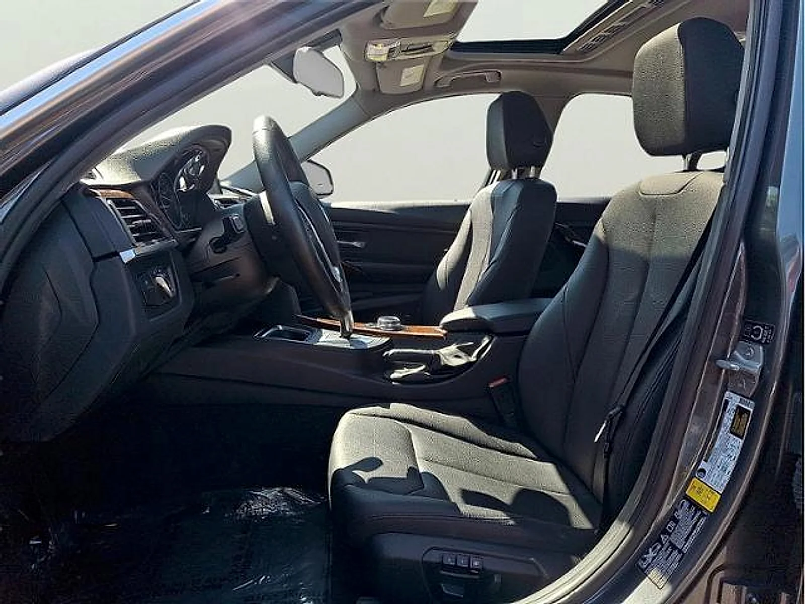 2015 BMW 3 Series 328i - Photo 11