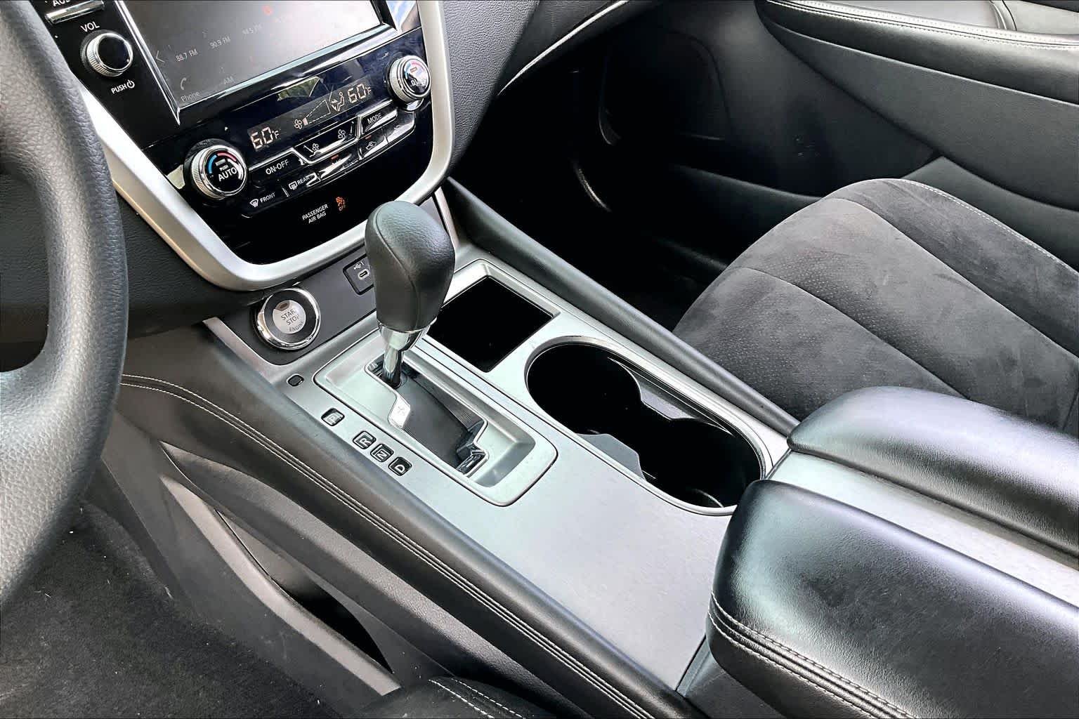 Used 2020 Super Black Metallic Nissan S image 16