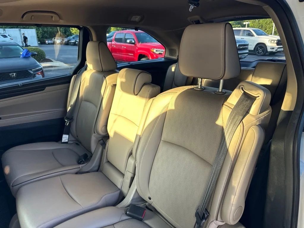 2023 Honda Odyssey Elite - Photo 11