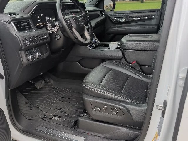 Used 2023 Summit White GMC Denali image 17