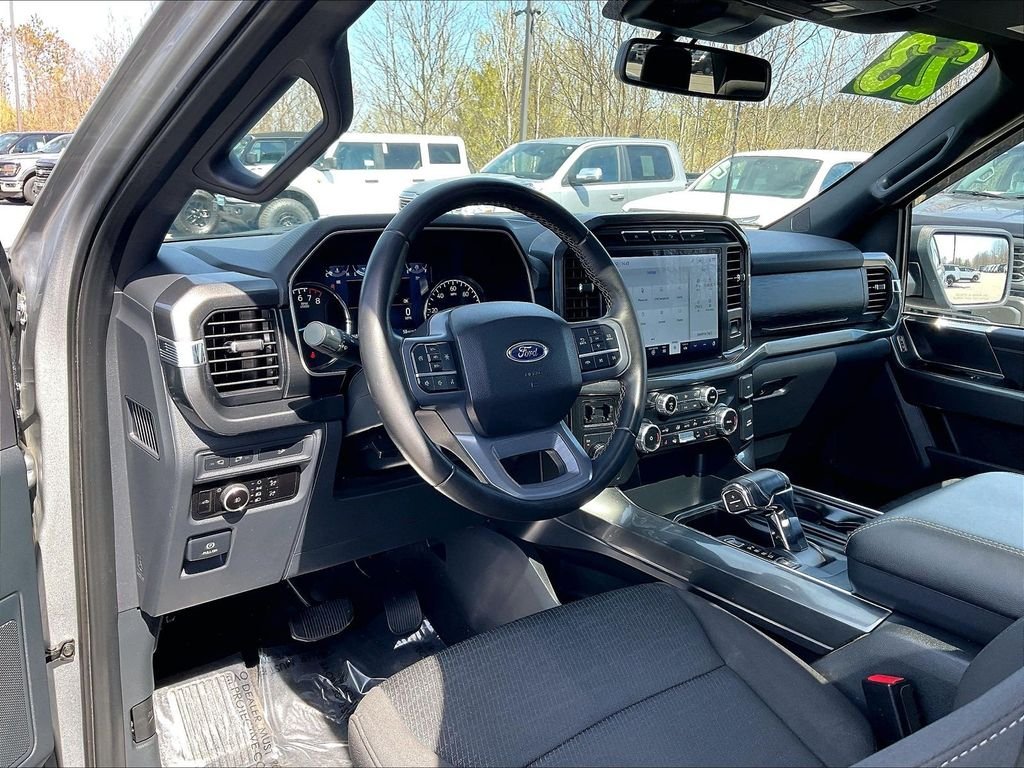 Used 2023 Iconic Silver Metallic Ford XLT image 8