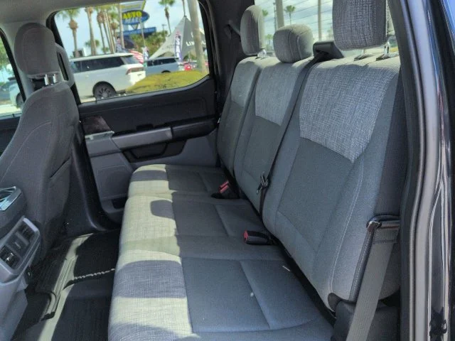 Used 2021 Blue Ford XLT image 13
