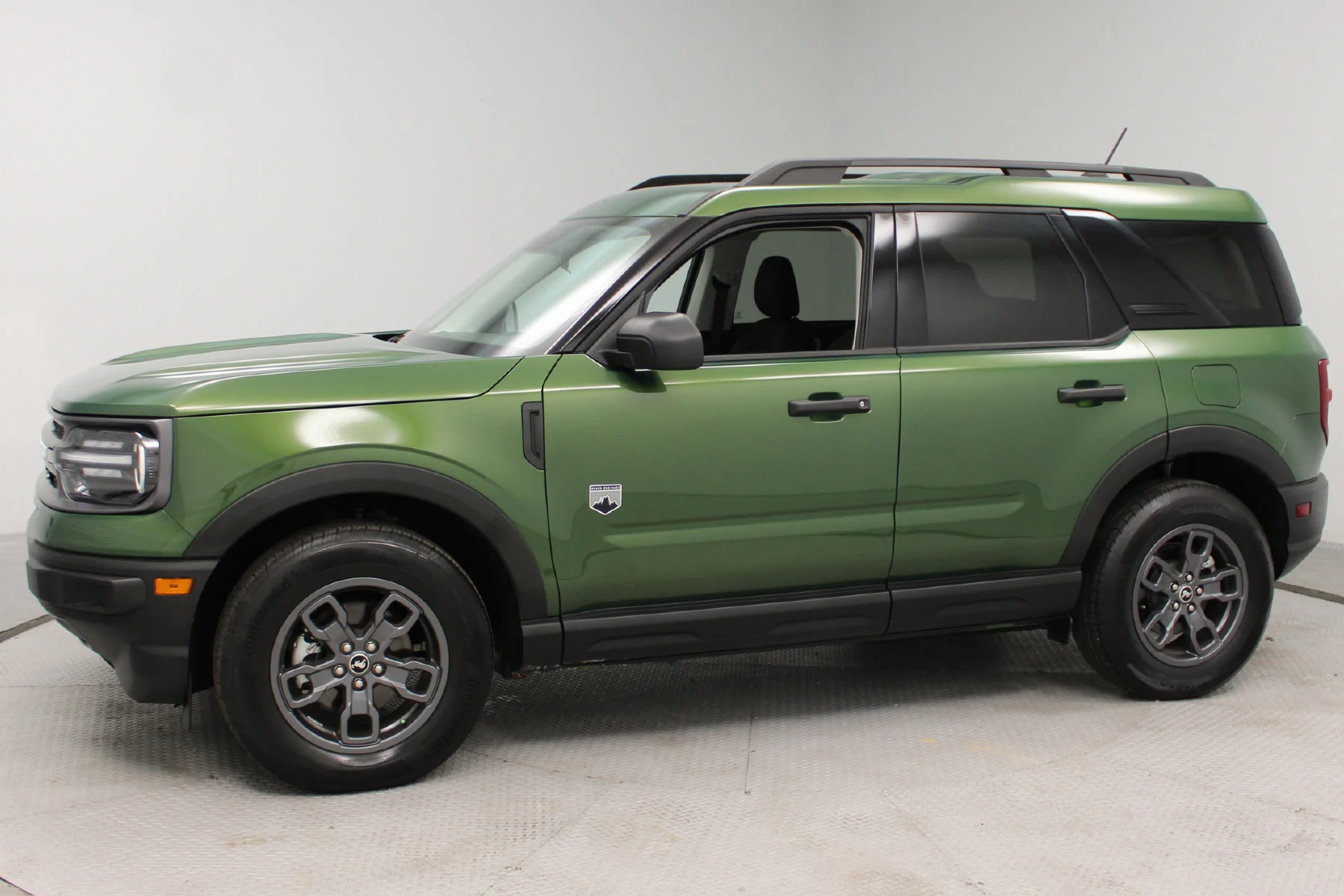Used 2024 ERUPTION GREEN METALLIC Ford Big Bend 4x4 image 32