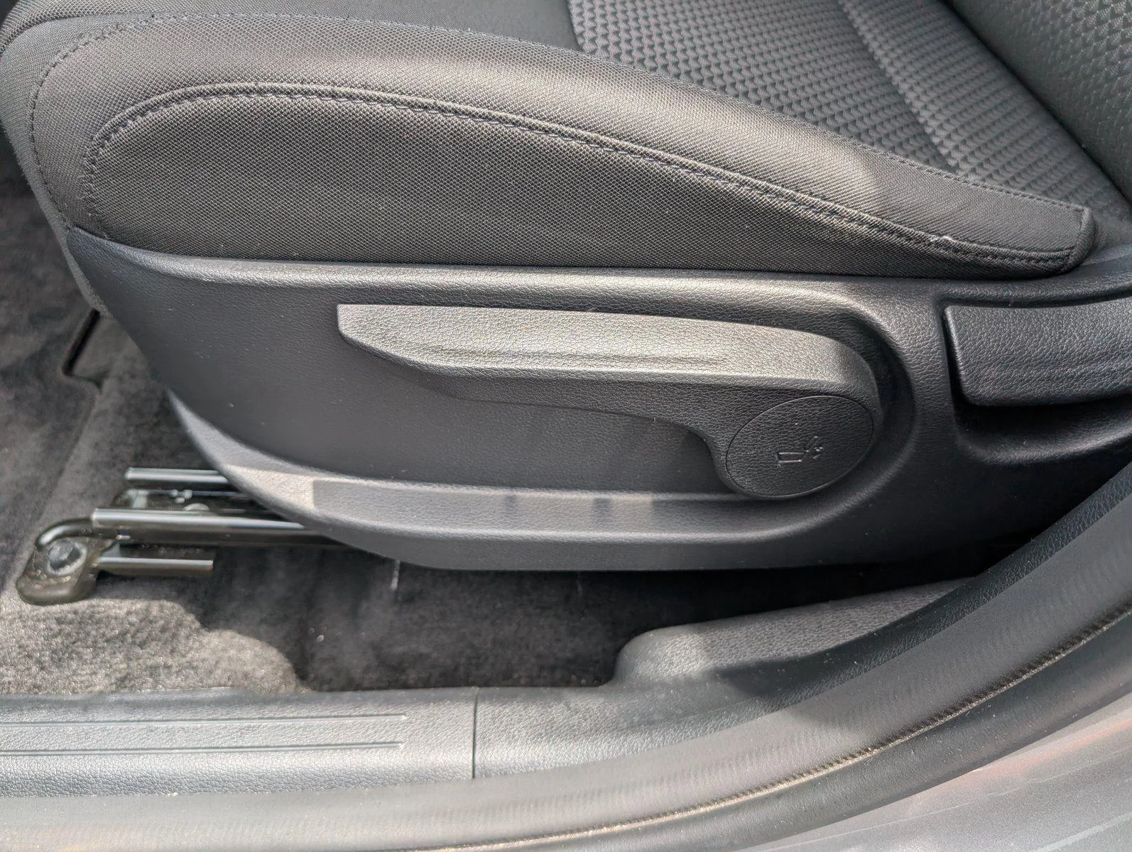 Used 2025 Steel Gray Kia LX image 56