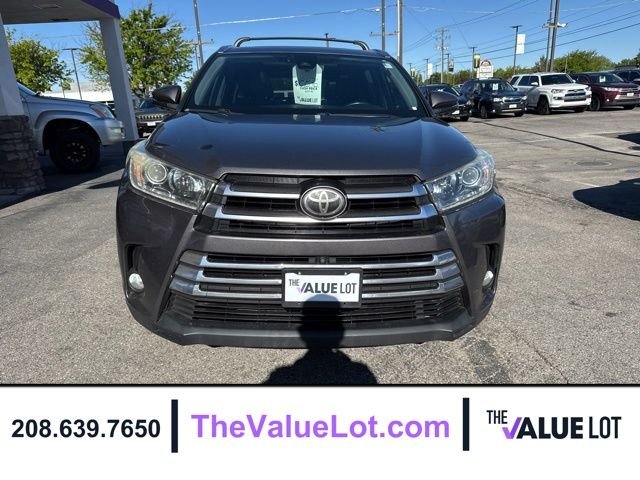 Used 2017  Toyota Limited Platinum image 9