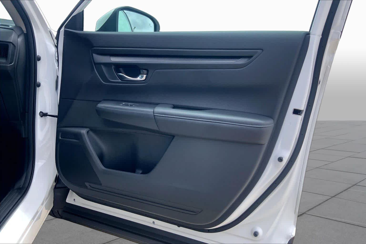Used 2026 Platinum White Pearl Honda EX image 22