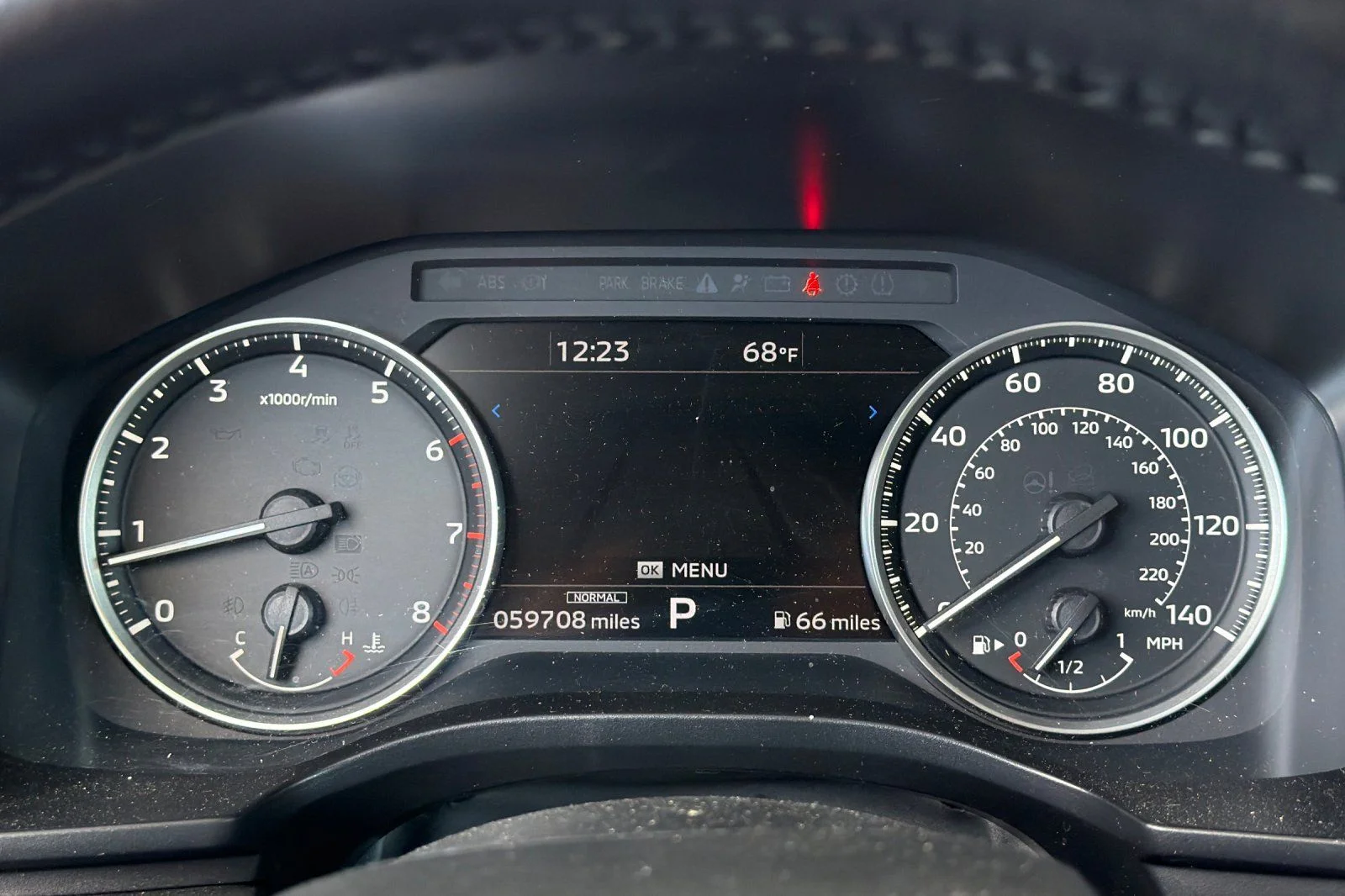 Used 2024  Mitsubishi SE image 28