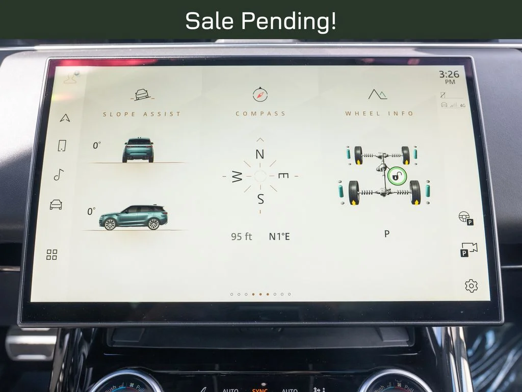 Certified Used 2023 White Land Rover SE Dynamic image 23