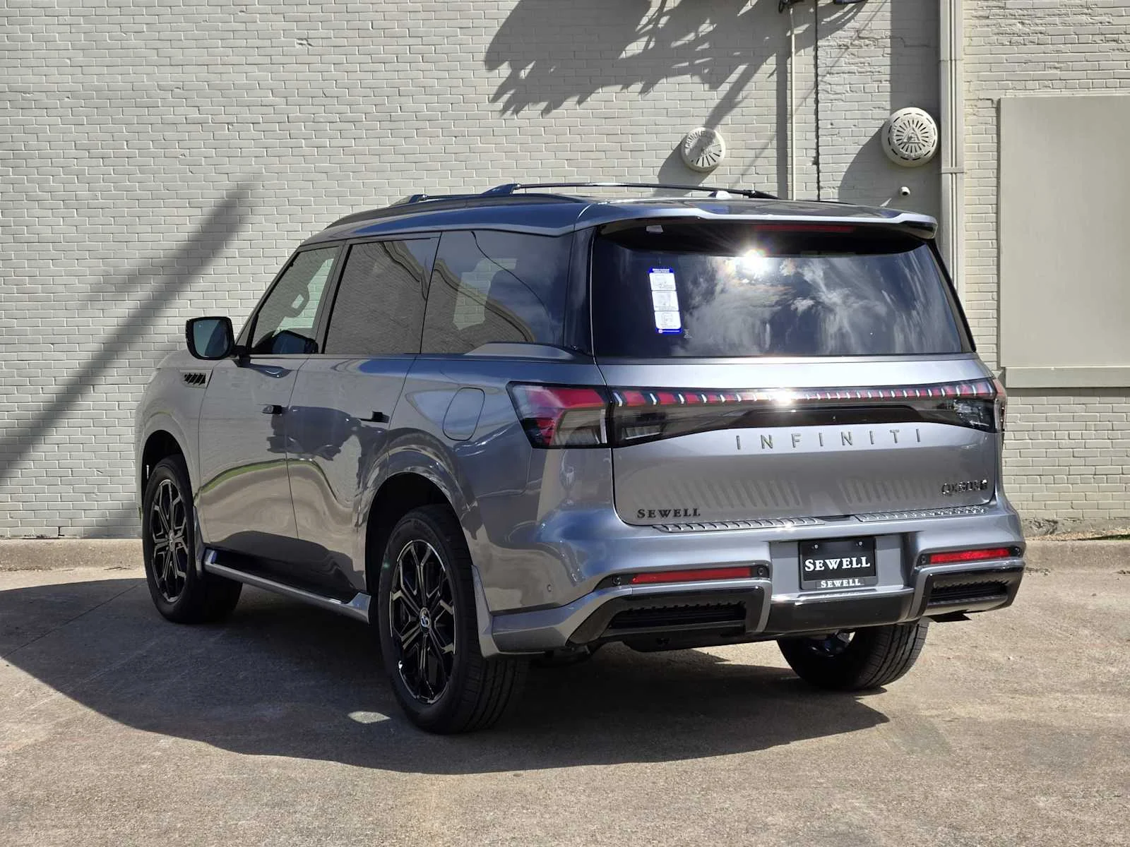 New 2026 DYNAMIC METAL INFINITI Sport 4WD image 4