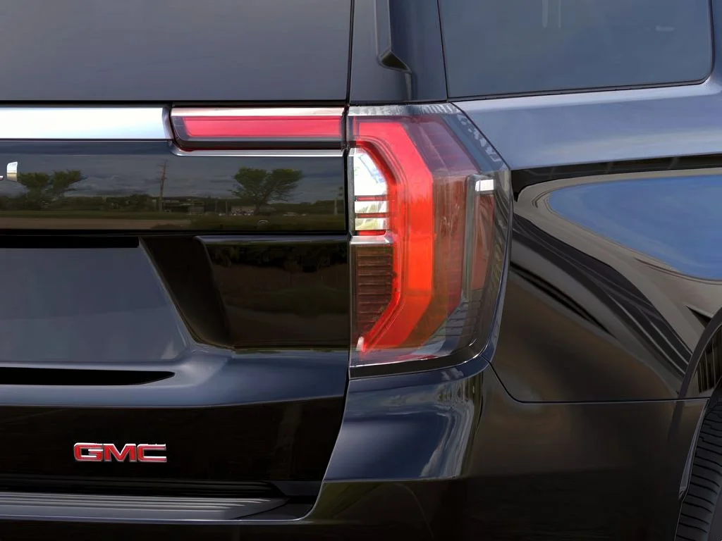 2026 GMC Yukon XL Denali - Photo 7