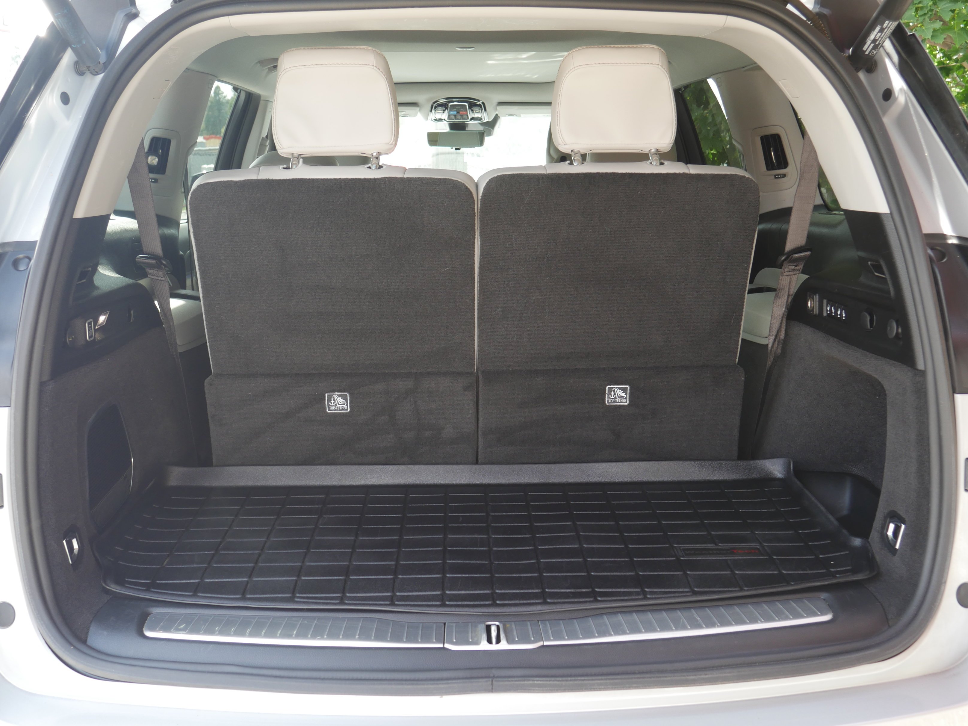 Used 2021 Silver Zynith Jeep Overland image 22