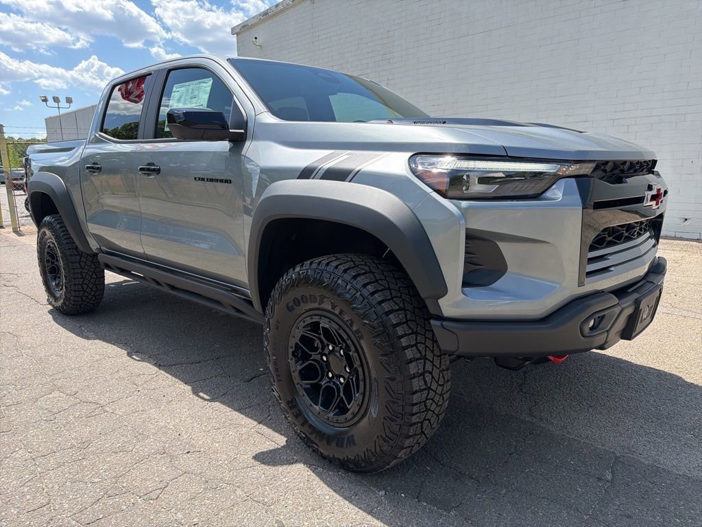 2026 Chevrolet Colorado ZR2 - Photo 8
