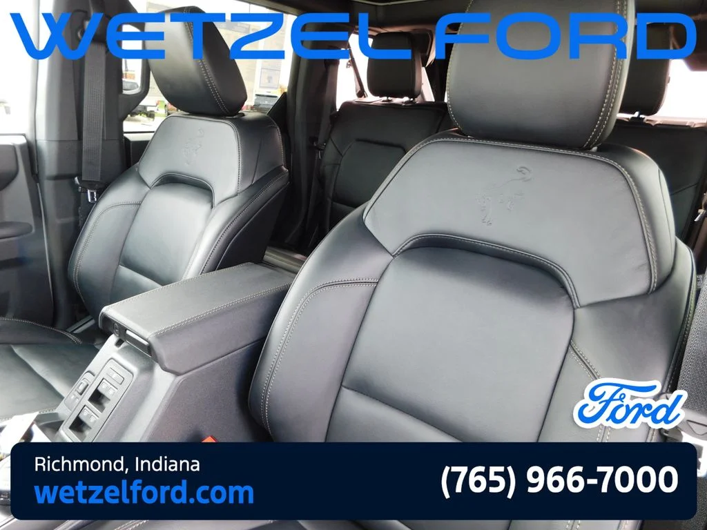 New 2026 Avalanche Gray Ford Badlands® image 15