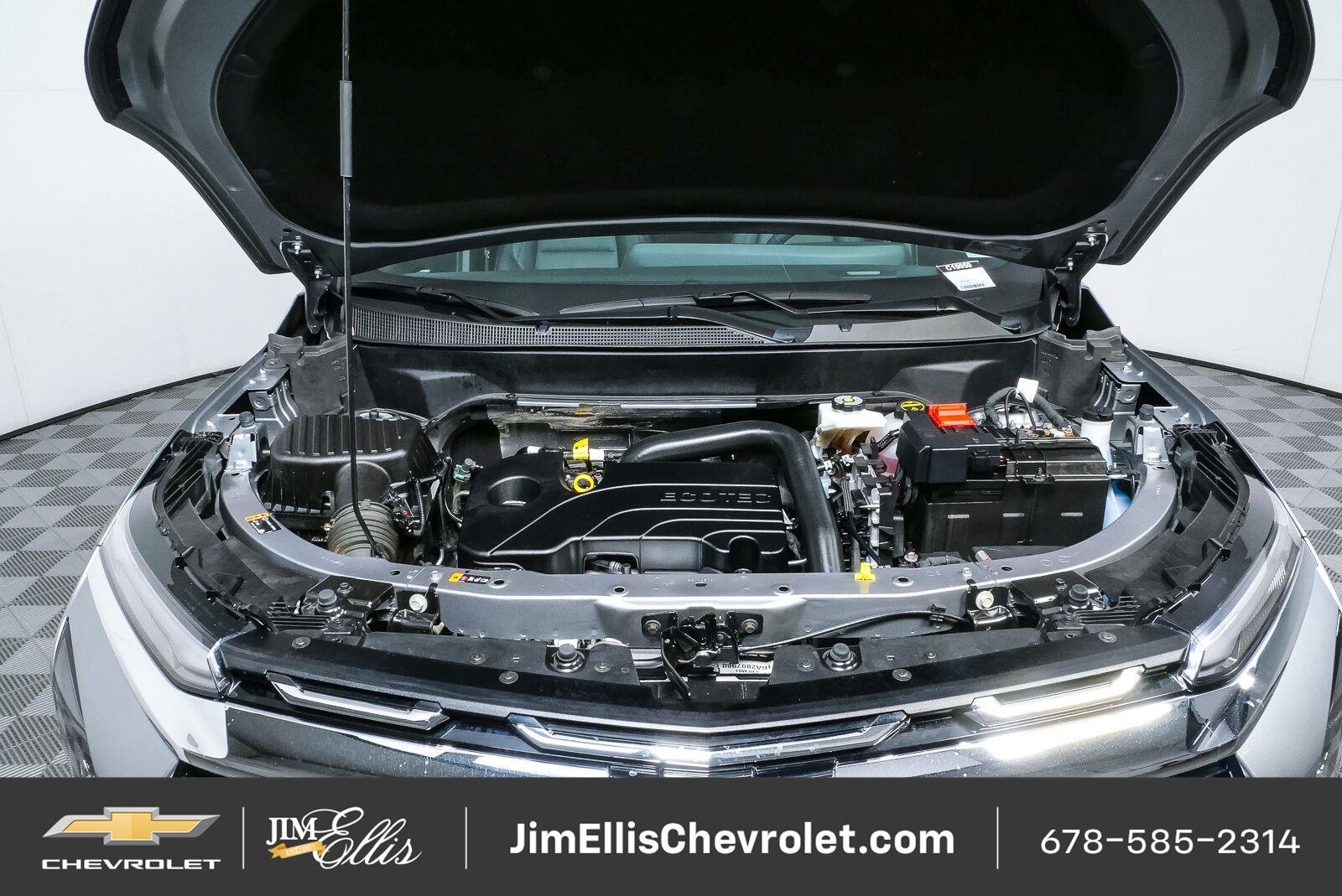 Certified Used 2025 Sterling Gray Metallic Chevrolet LT image 34