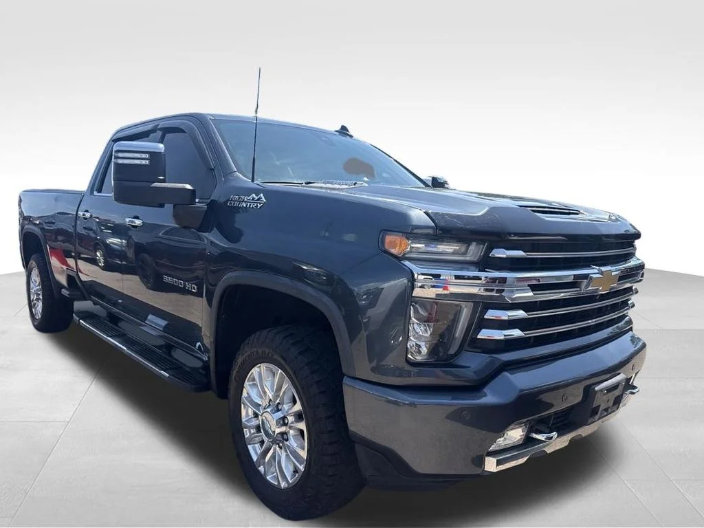 Used 2020 Gray Chevrolet High Country image 4