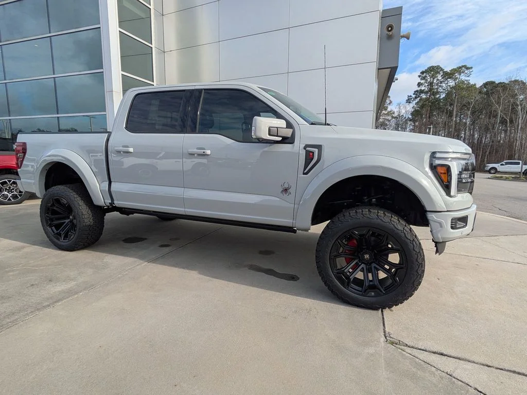 New 2026 Avalanche Ford Lariat image 3