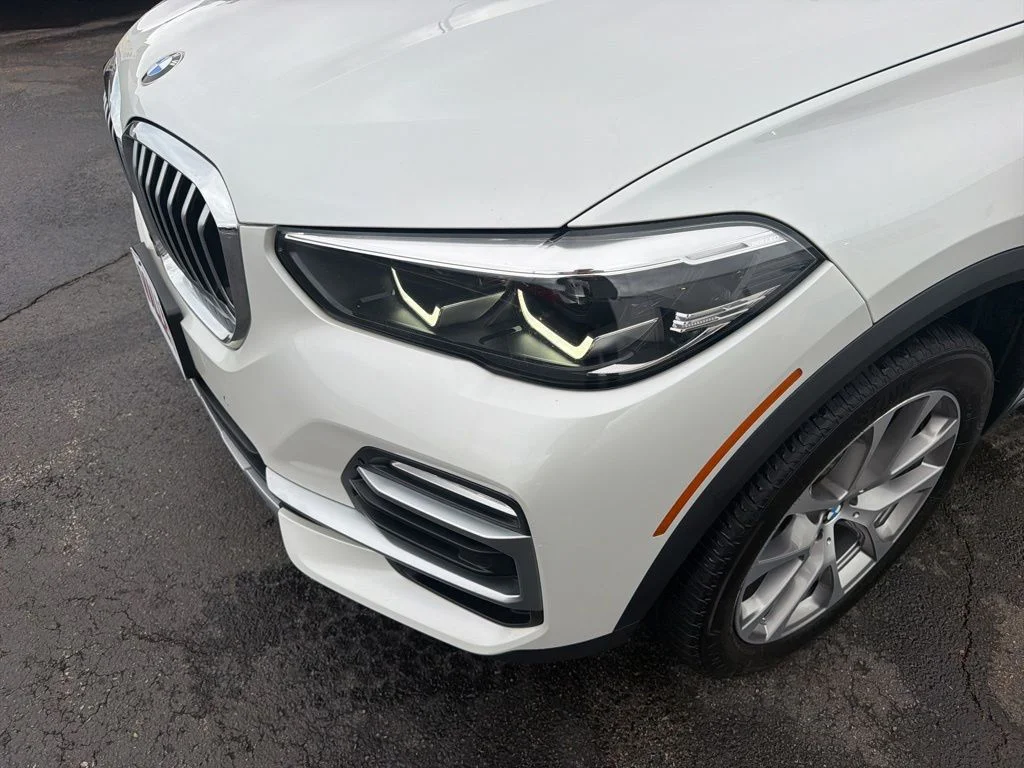 Certified Used 2019 Mineral White Metallic BMW xDrive40i image 12