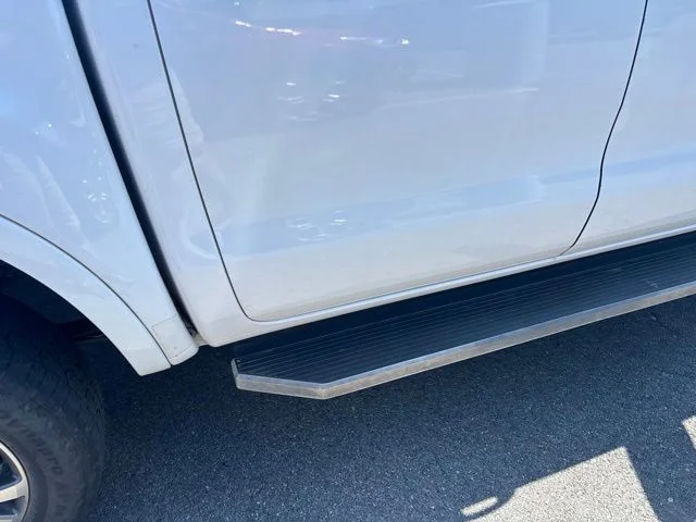 Used 2021 White Ford Lariat image 14