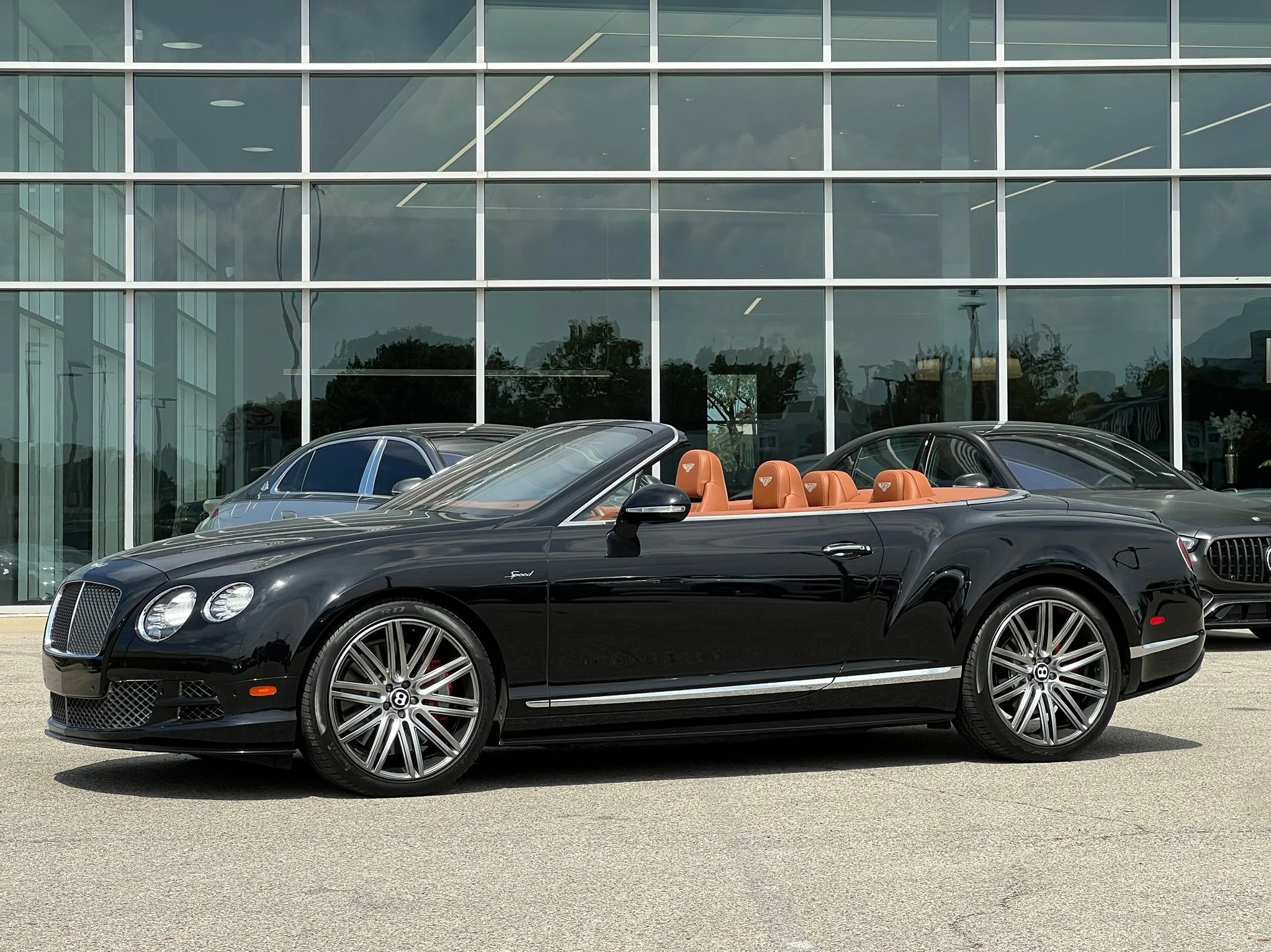 Used 2015  Bentley Speed image 12