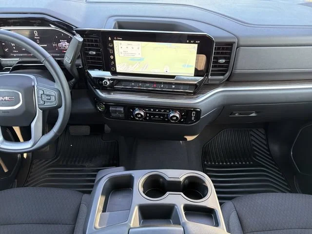 Used 2026 Onyx Black GMC Elevation image 17