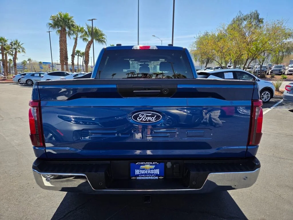 Used 2024 Atlas Blue Metall Ford XLT image 5