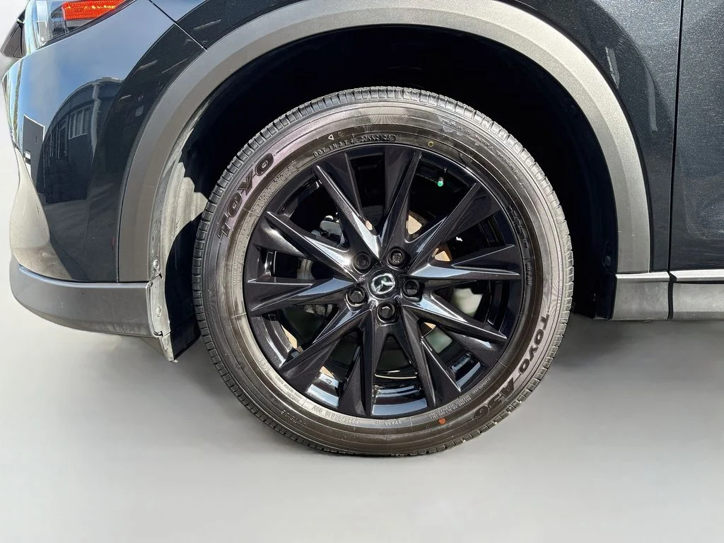 Certified Used 2025 Jet Black Mazda 2.5 S Carbon Edition image 32