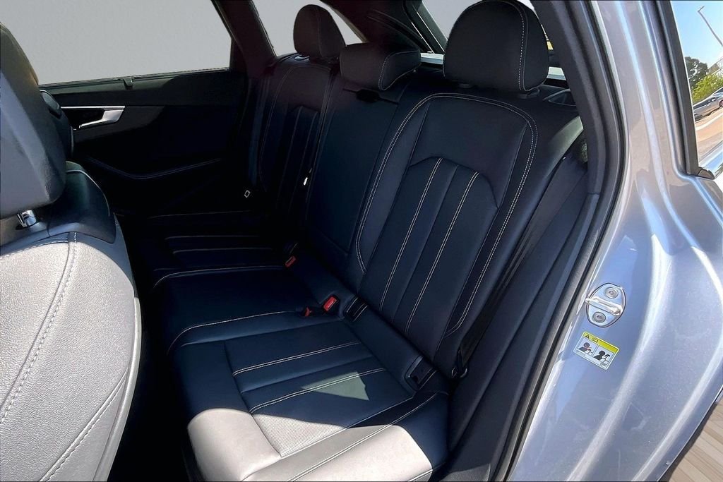 Used 2023  Audi 45 Premium Plus image 25