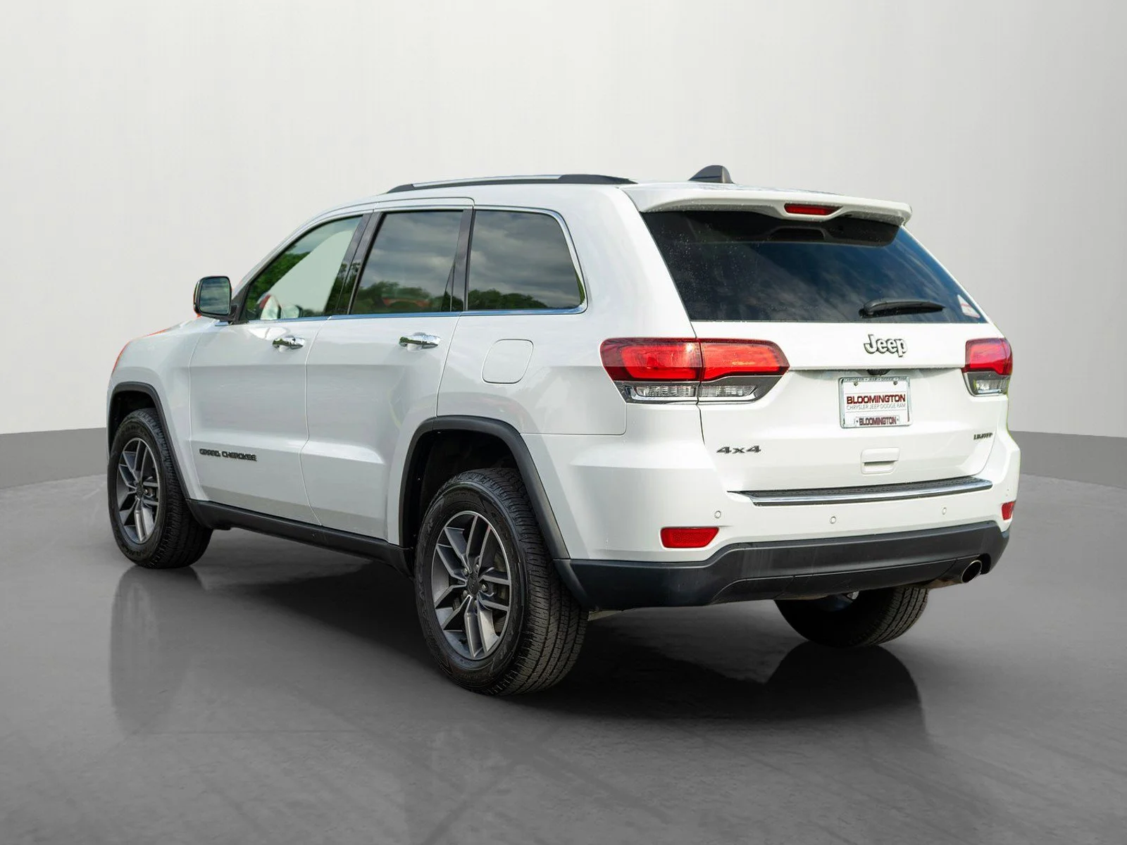 Used 2020 Bright White Clearcoat Jeep Limited image 5