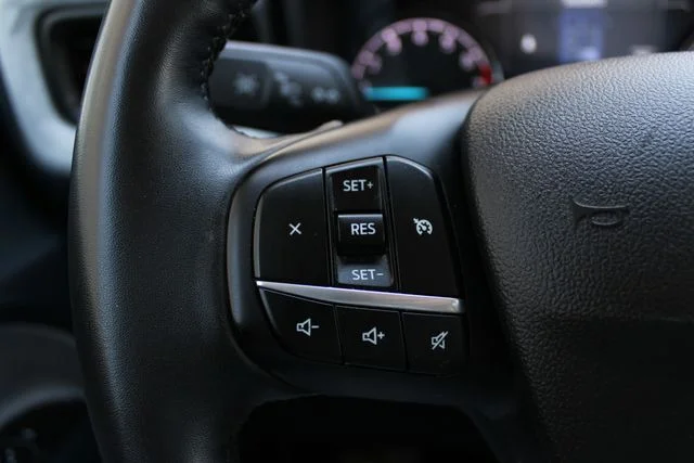 Used 2024 White Ford XLT image 7