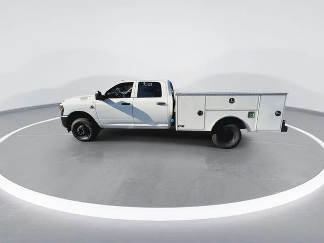 2026 RAM 3500 Chassis Tradesman - Photo 5