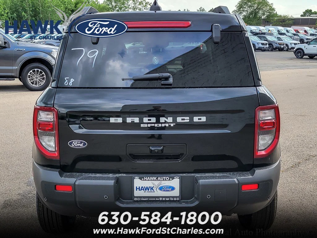 New 2026 Shadow Black Ford Outer Banks image 4