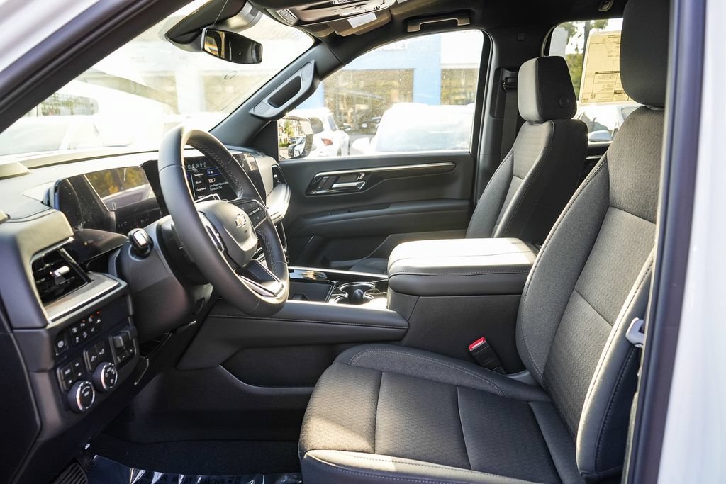 2026 Chevrolet Suburban LS - Photo 17