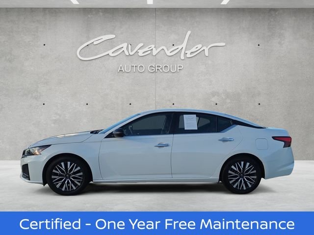 Certified Used 2024 White Nissan 2.5 SV image 13