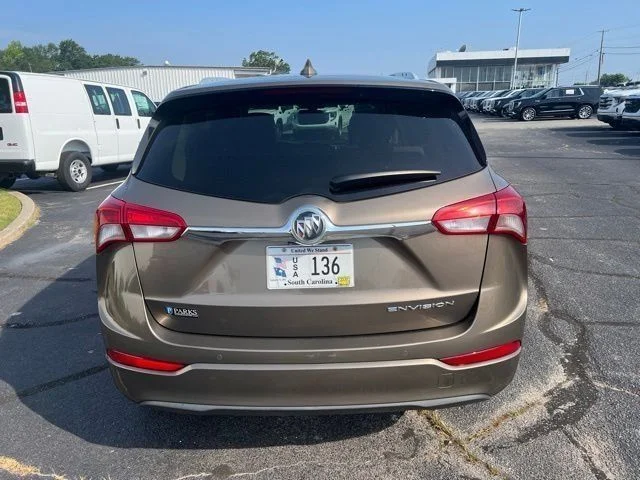 Used 2019 Brown Buick Essence image 4