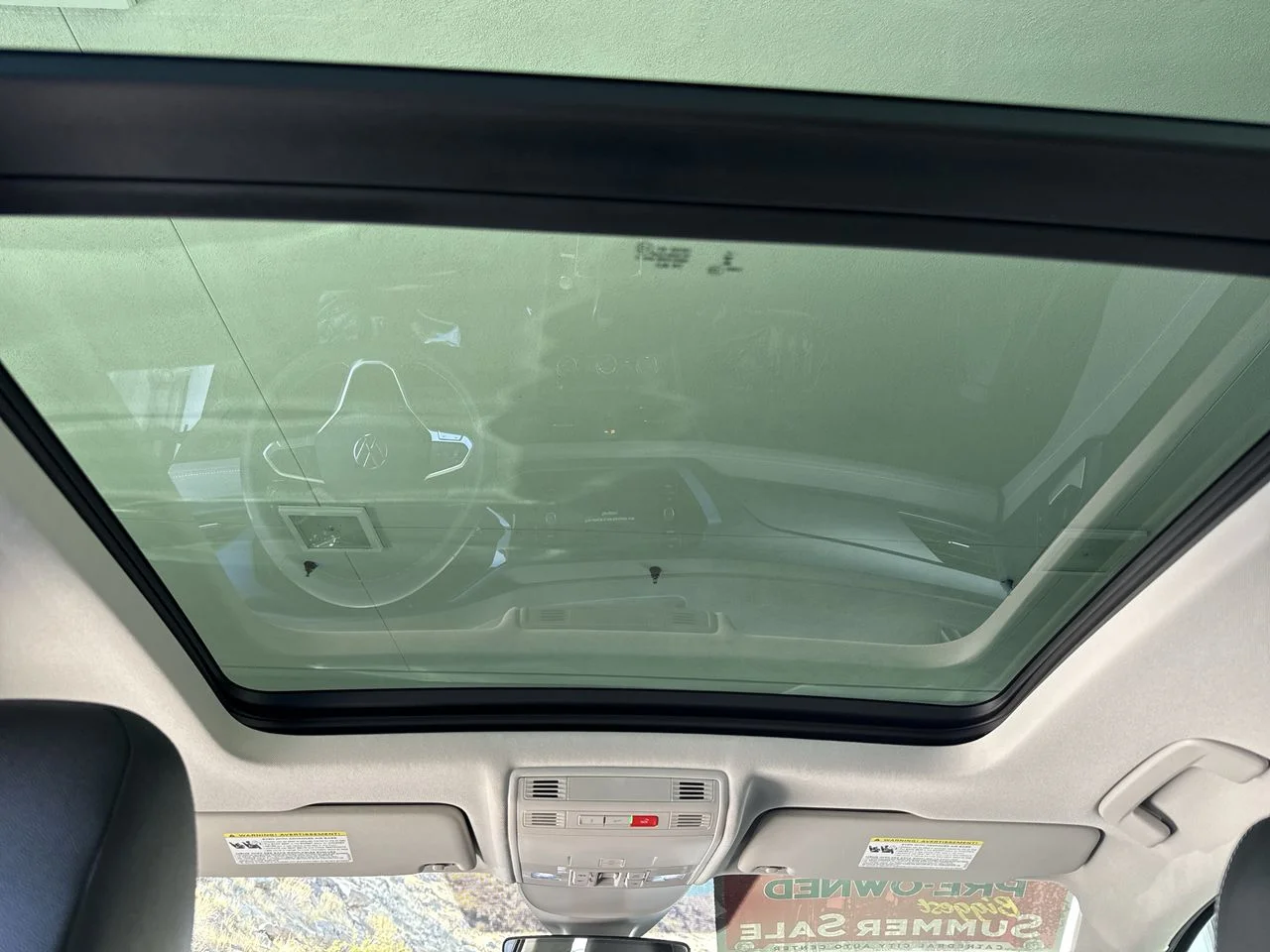 Used 2024 Pure White Volkswagen SE w/ Sunroof image 18