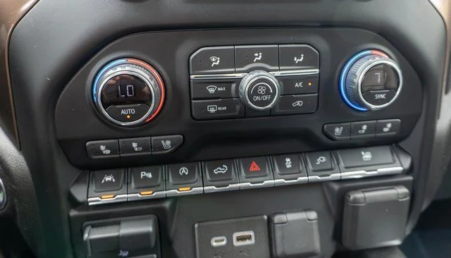 Used 2019 Beige Chevrolet High Country image 31
