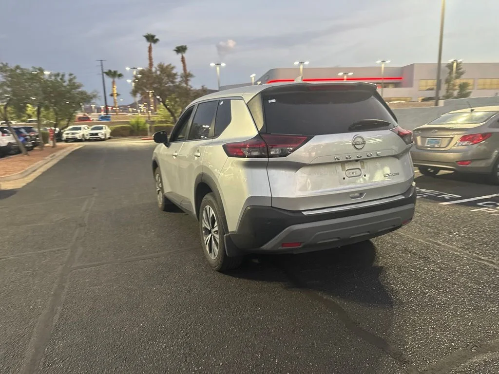 Used 2022 Silver Nissan SV image 13