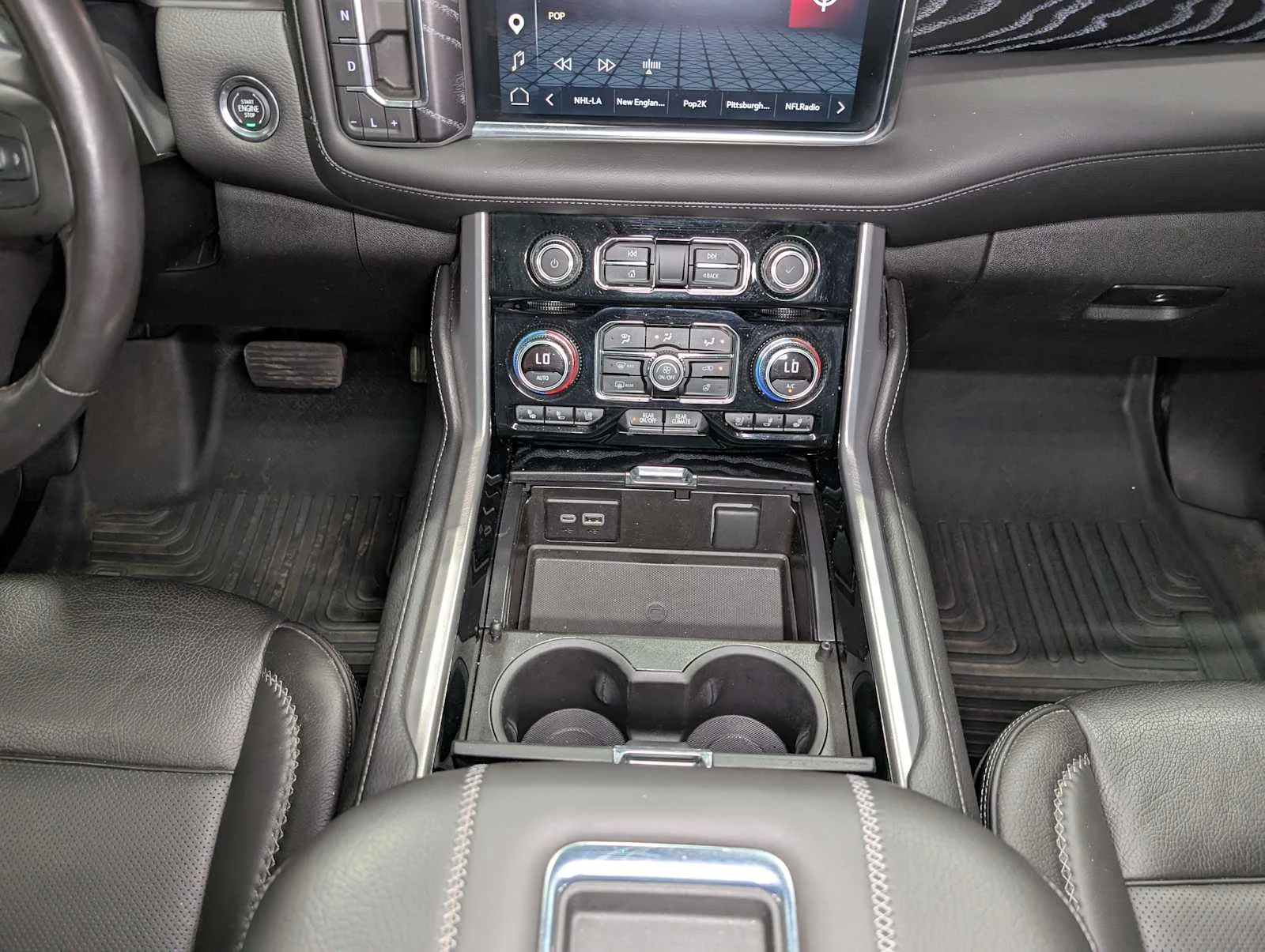 Used 2023 ONYX BLACK GMC Denali image 14