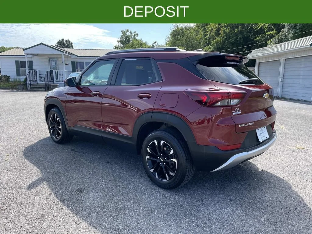 Used 2023 Crimson Metallic Chevrolet LT image 6