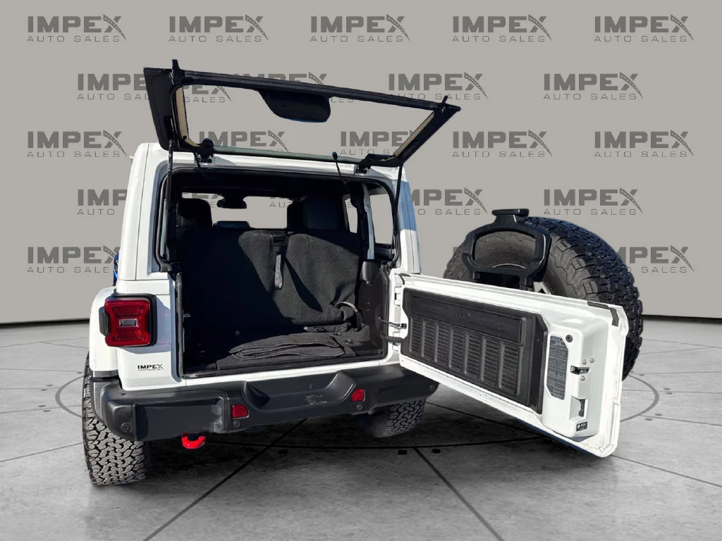 Used 2025 White Jeep Rubicon X image 27