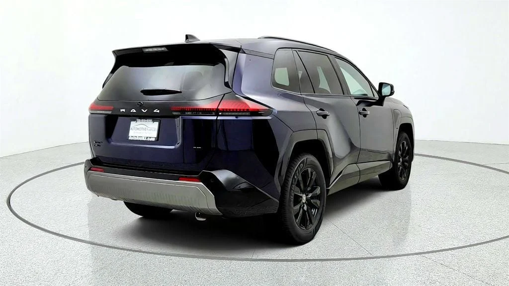 Used 2026 Blueprint Toyota SE image 5