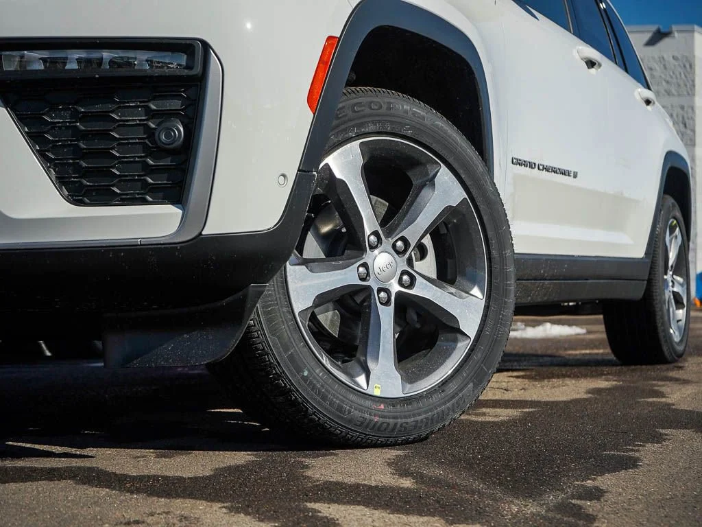 New 2026 Bright White Clearcoat Jeep Limited image 6