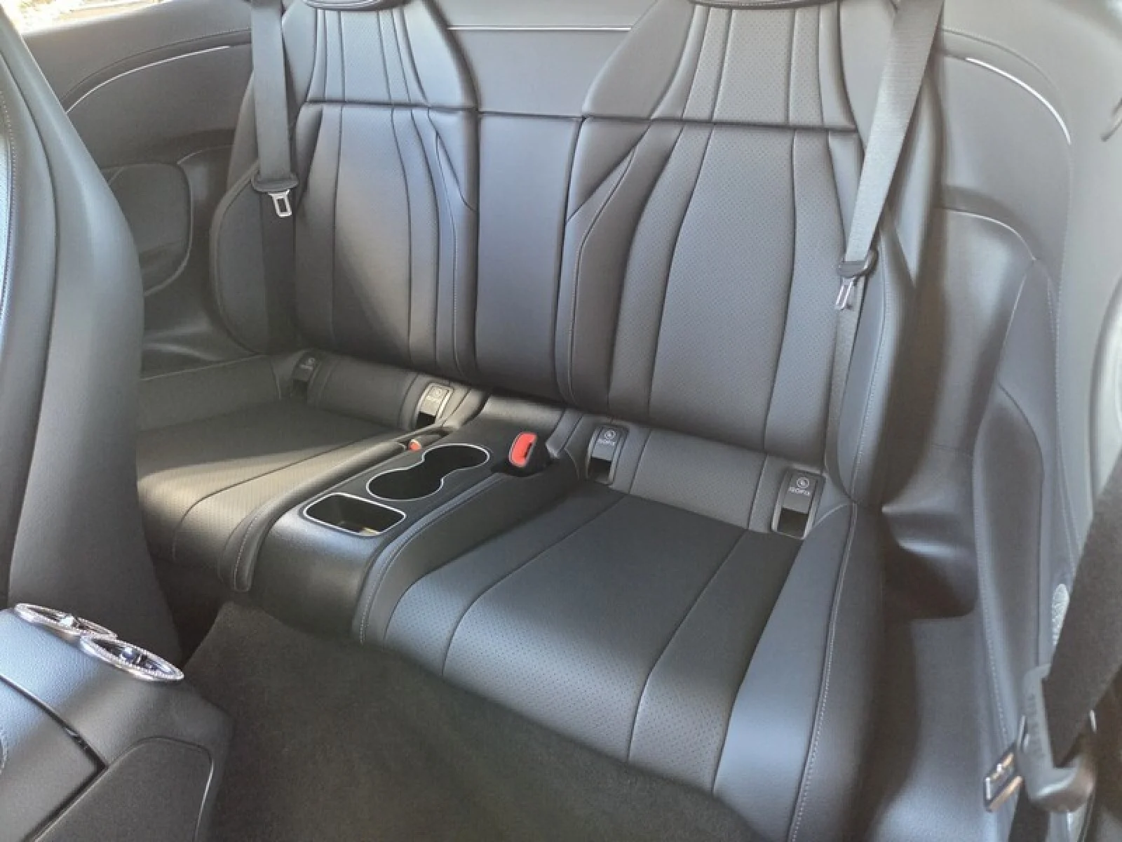 Certified Used 2024 MANUFAKTUR Alpine Grey Metallic Mercedes-Benz CLE 300 image 14