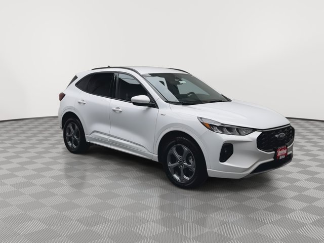 Used 2023 Oxford White Ford ST-Line Select image 31