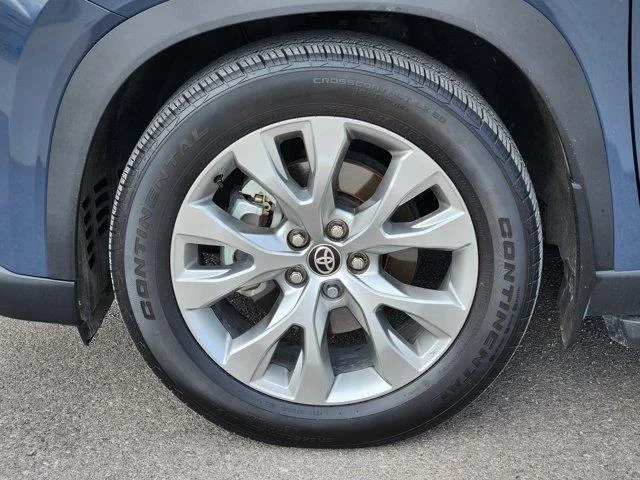 Used 2025 Storm Cloud Toyota Limited Front-Wheel Drive image 7