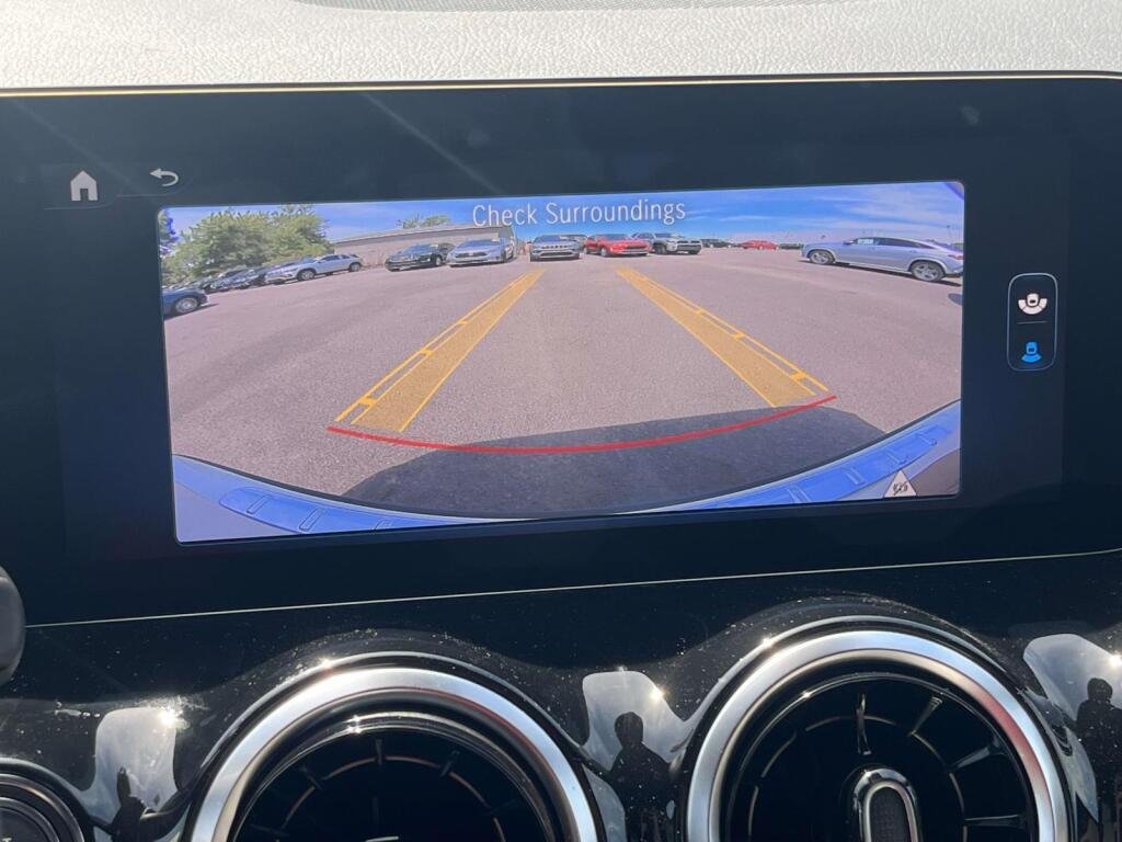 New 2026 Polar White Mercedes-Benz GLA 250 image 28