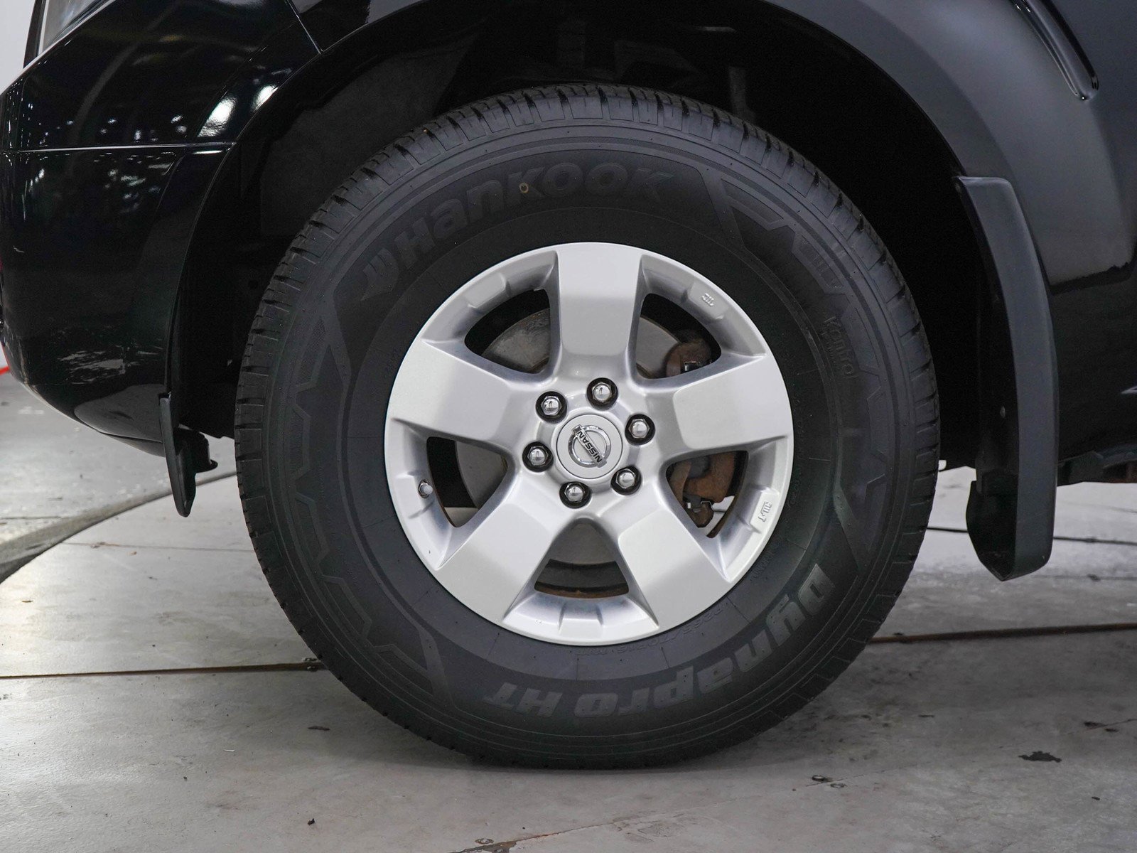 Used 2012 Super Black Metallic Nissan SV image 25